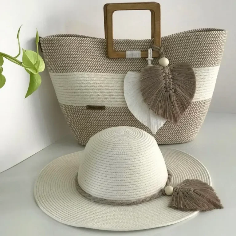 Meirui 2 Piece Travel Handbag & Bucket Hat Gift Set