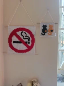 Zels No-Smoke Crochet Tapestry