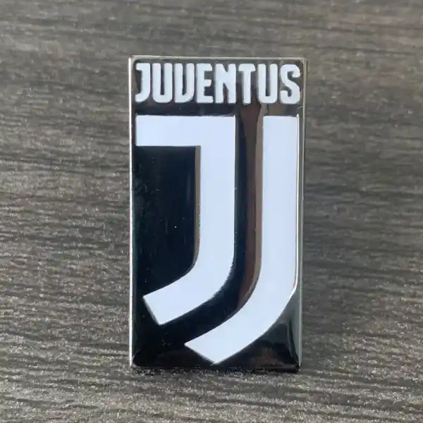 Juventus FC Official Crest Fan Lapel Pin | Giftway