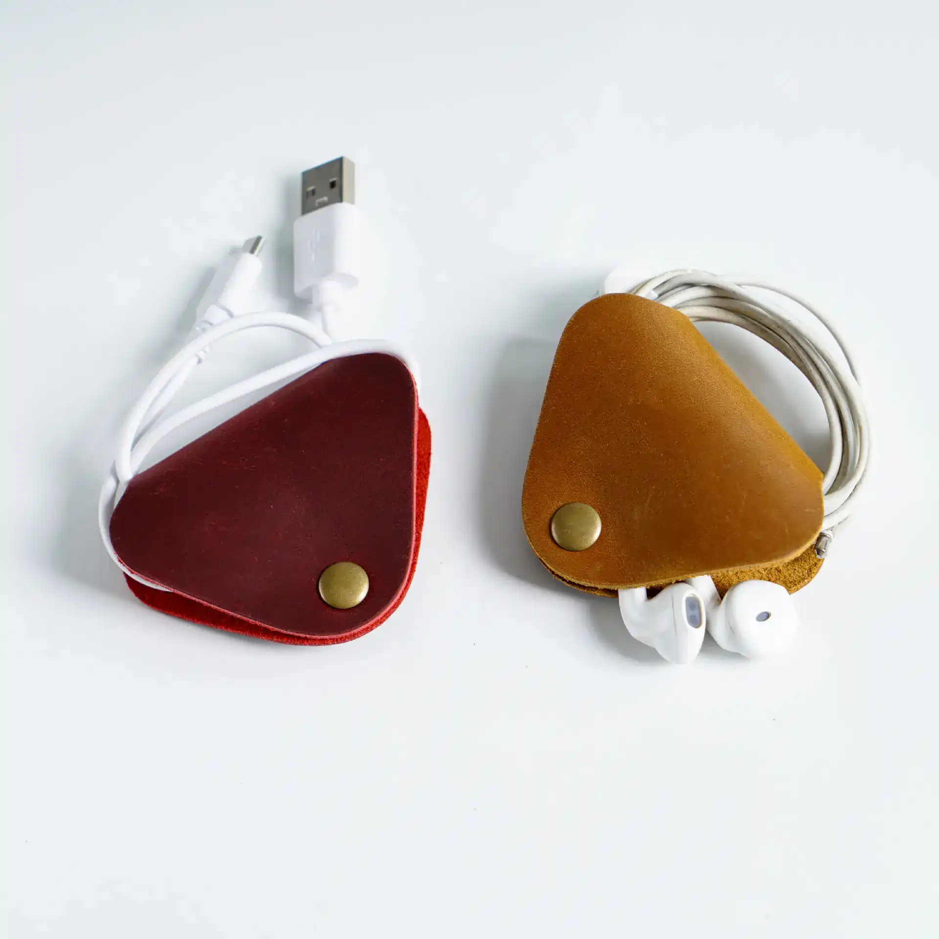 Wincheer Vintage Handmade Cable Leather Organizer 1 (1) Wincheer Vintage Handmade Cable Leather Organizer | Giftway