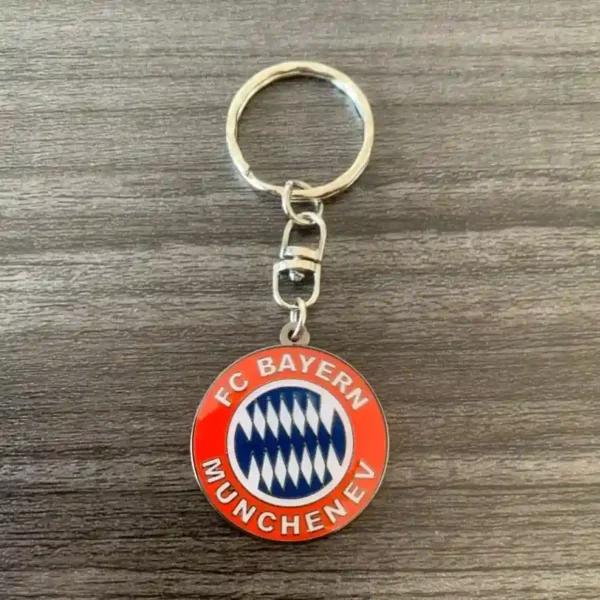 FC Bayern Munich Official Crest Fan Keychain | Giftway
