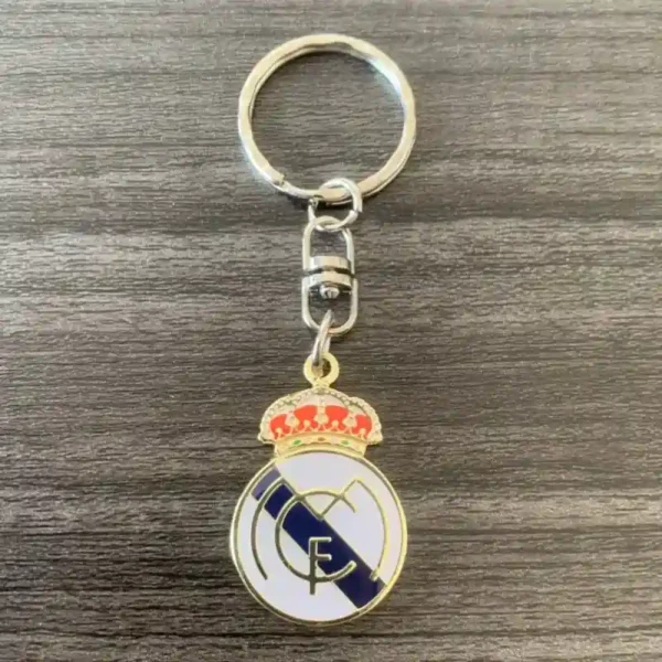 Real Madrid CF Official Crest Fan Keyring | Giftway