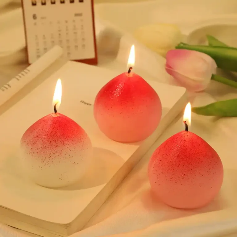 Luxurious Peach Shaped Scented Candle | Giftway