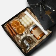 Black Botanicals Scented Gift Set with Candles Set, Aroma Reed Diffuser and Dried Botanicals