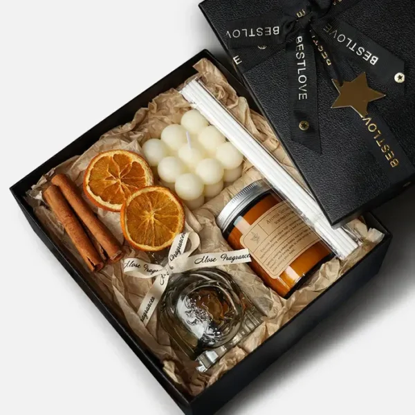 Black Botanicals Scented Gift Set with Candles Set, Aroma Reed Diffuser and Dried Botanicals